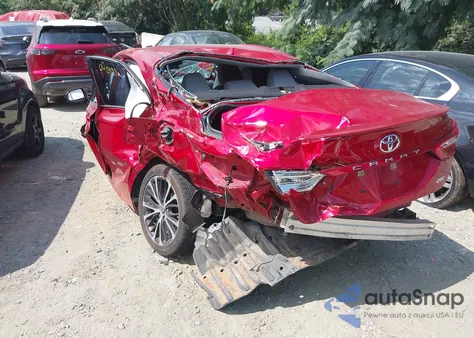 2020 Toyota Camry Se z USA, uszkodzony, nr VIN 4T1G11AK9LU317091
